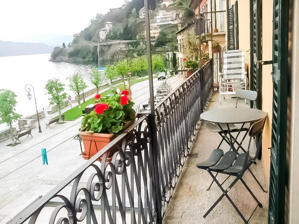 Piazzetta Lago Cannobio Exterior foto